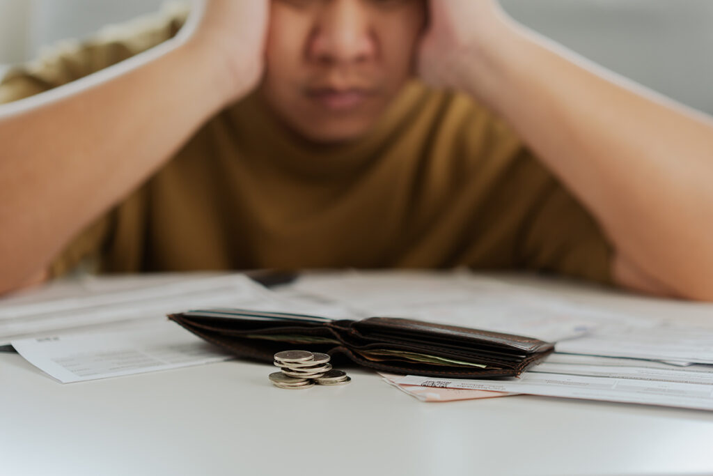 How Chapter 13 Bankruptcy Affects Credit Card Debt